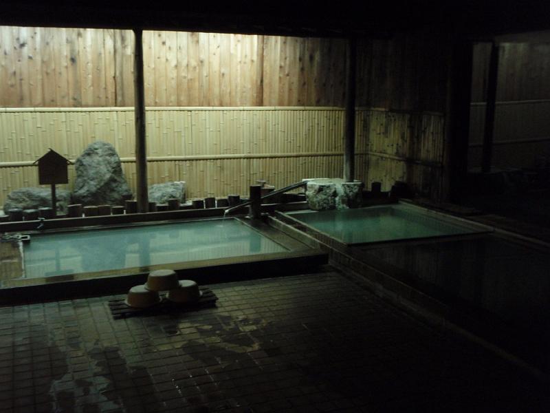 PA080367.JPG - 田沢プラトーホテル 湯殿(男湯)